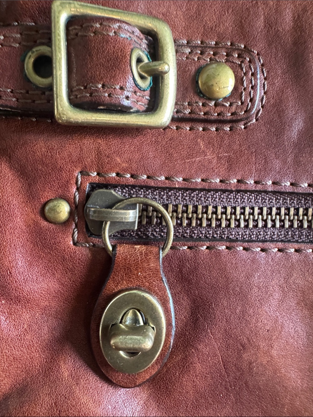 Vintage Coach Legacy "Bridget" shoulder bag (Style #11622) - Picture 6 of 14